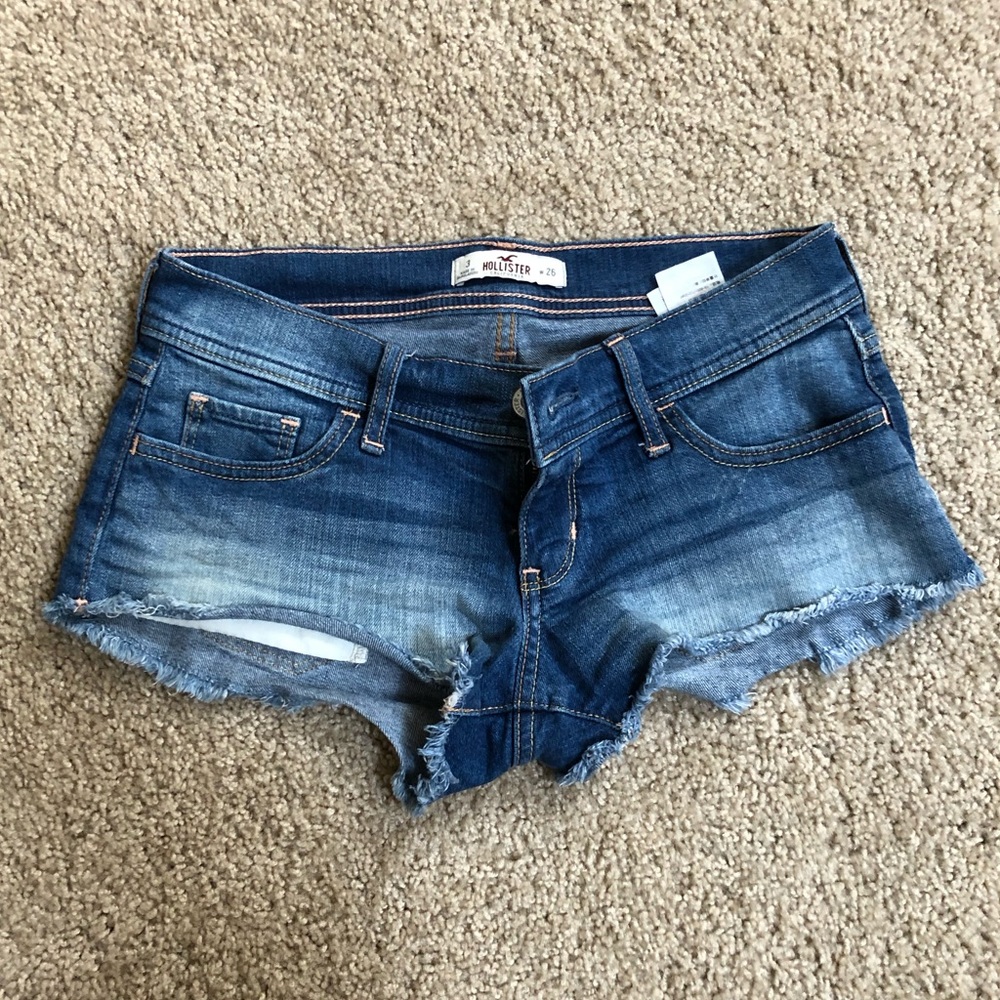 Hollister Jean short shorts